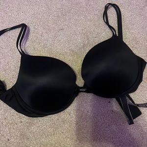 34d Victoria secret push up bra - black